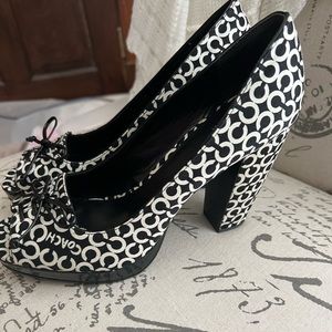 Coach Corey heels size 7 1/2